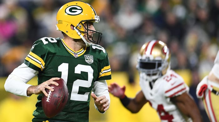aaron_rodgers_packers_49ers_mnf.jpg